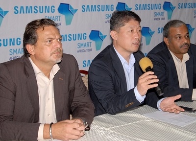 L-r): Emmanouil Revmatas, director, Hand Held Products,  Brovo Kim, managing director, and Sunil Kumar, director of Consumer Electronics, IT  all of Samsung Electronics West Africa, during a press briefing on Samsung’s Smart Africa Tour held in Lagos on Tuesday.